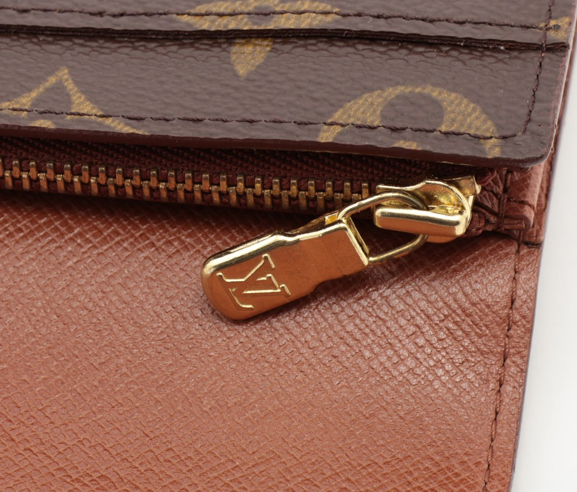 Louis Vuitton Monogram Pochette Porte Monecredit Brown