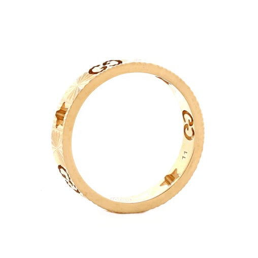 Gucci Textured Icon Star Cut-Out Ring 18K Yellow Gold