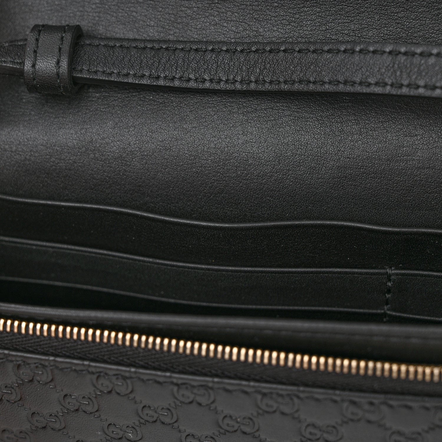 Gucci  Microguccissima Crossbody Wallet Black