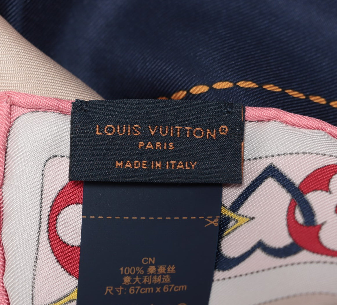 Louis Vuitton Carré 70 Mai TRUE LV Scarf Silk Wears