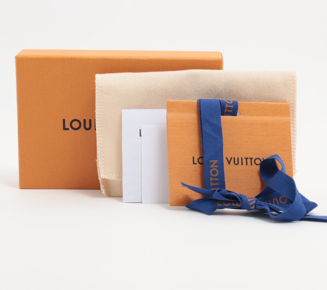 Louis Vuitton Porto Cure LV facet Charm GP Gold Wears Losing