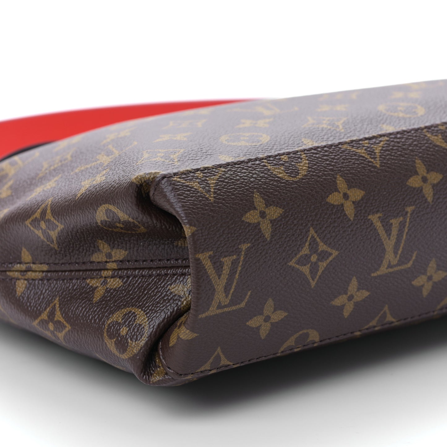 LOUIS VUITTON  Monogram Tuileries Besace Caramel Rouge