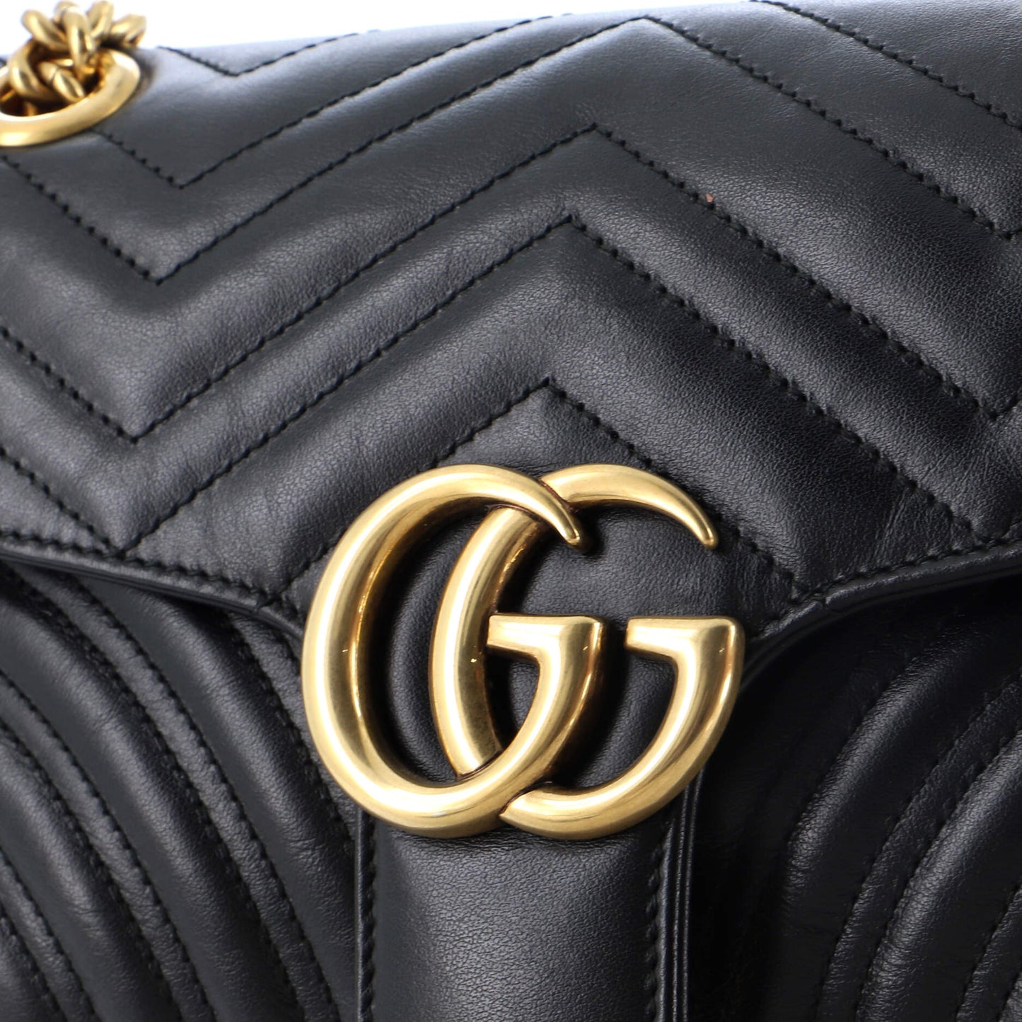 Gucci GG Marmont Flap Bag Matelasse Leather Small