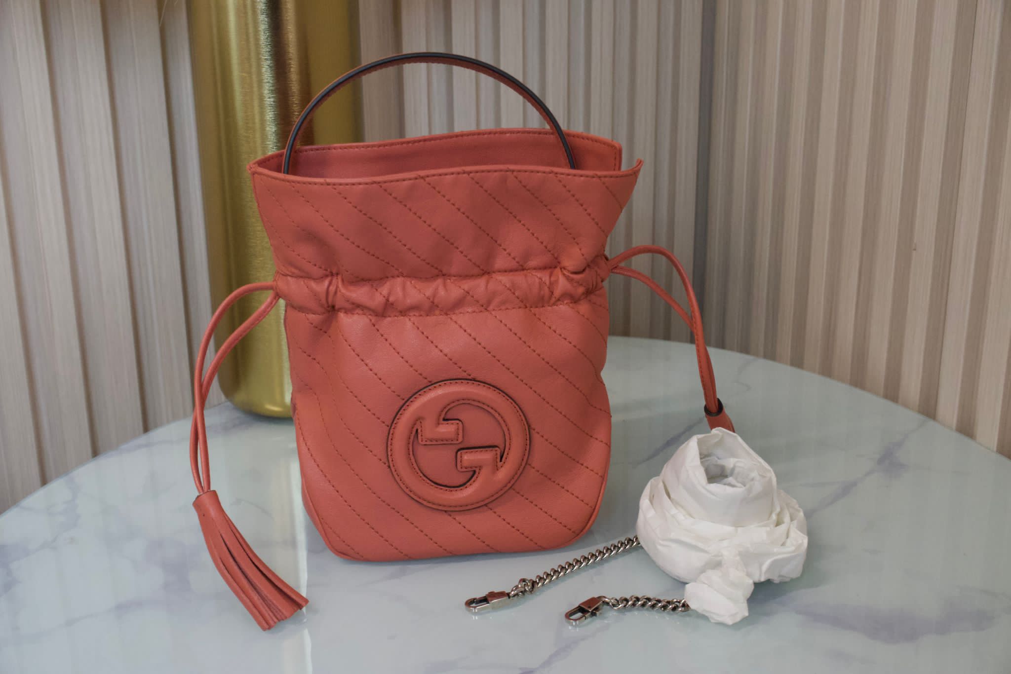New Gucci Blondie leather crossbody bag