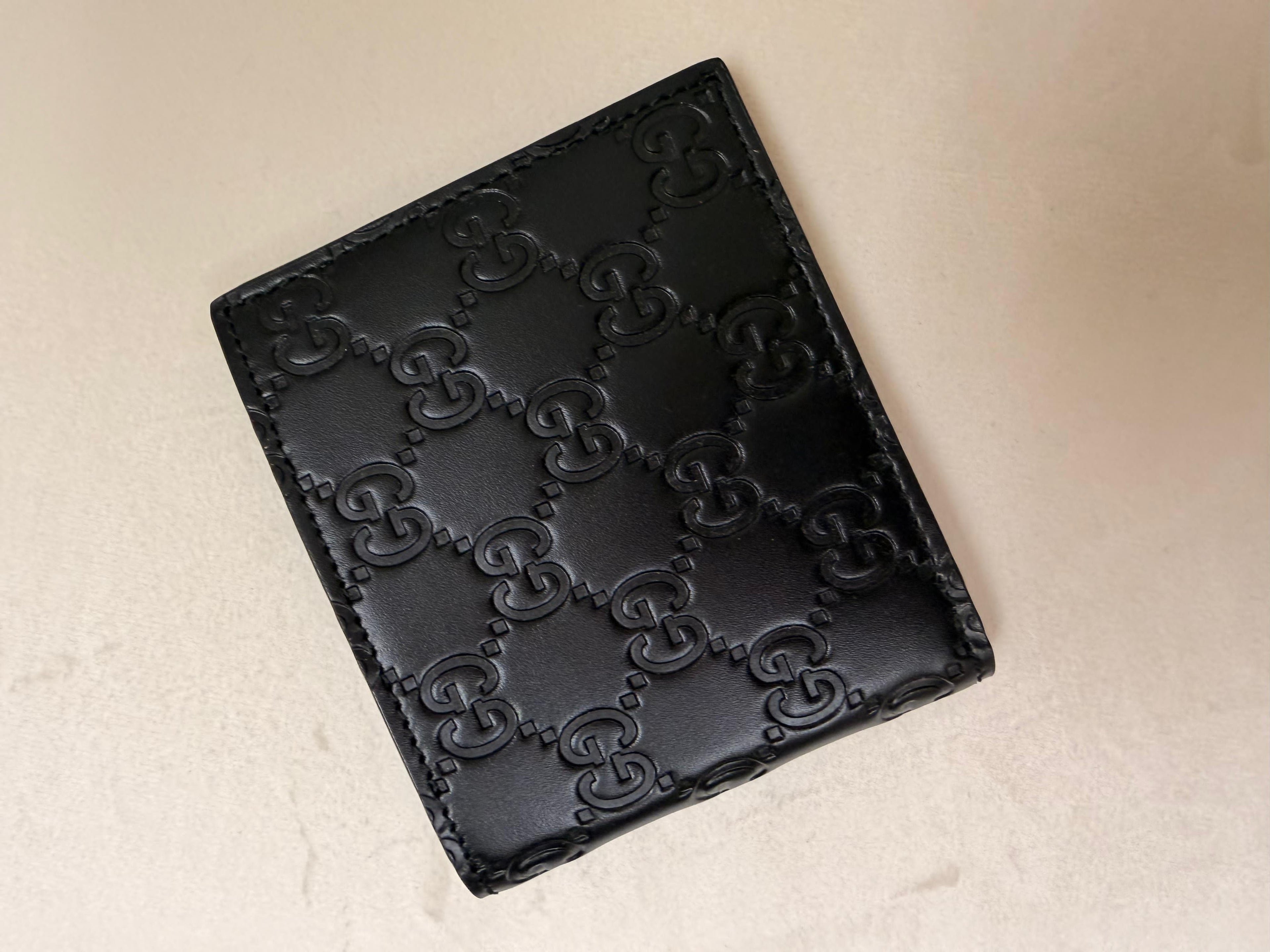 New GUCCI Black Bi-fold Wallet GG Pattern