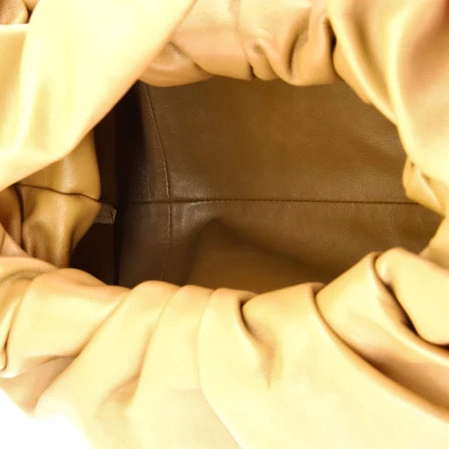 Bottega Veneta The Shoulder Pouch Leather Medium