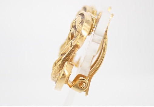 Chanel Vintage Classic (Precious Metal) Clip-on earring(s)