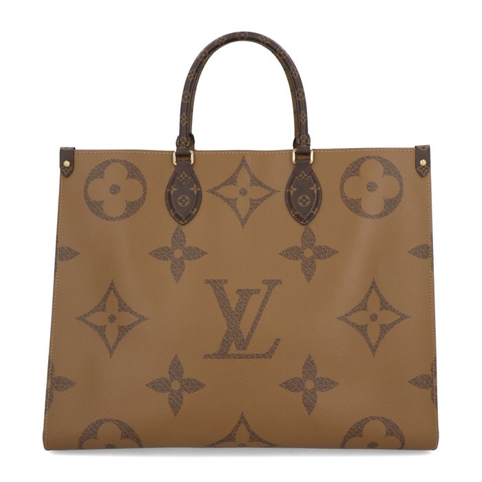 Louis Vuitton ON THE GO  Giant Monogram Reverse MM